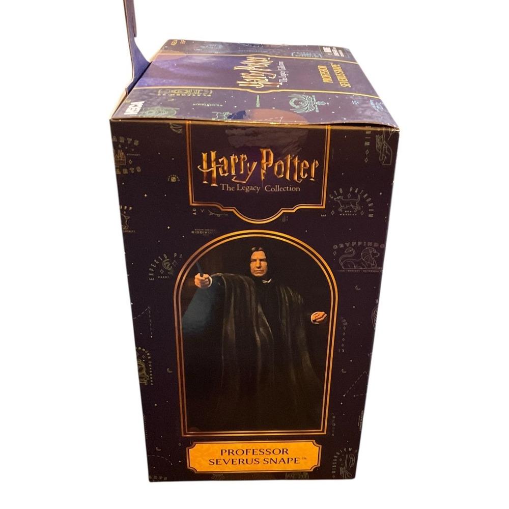 NECA Harry Potter The Legacy Collection Professor Severus Snape Figure In Hand - Picture 4 of 6